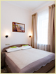 Небольшой номер с двуспальной кроватью в мини-отеле на Новослободской. 1 чел. - 2200 руб. 2 чел. - 2400 руб. в сутки